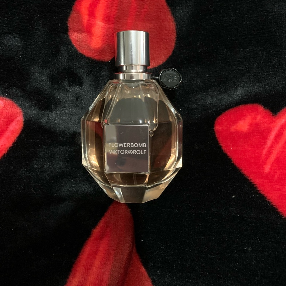 Flowerbomb L’eau de parfum by Viktor&Rolf 100ml 3.4oz